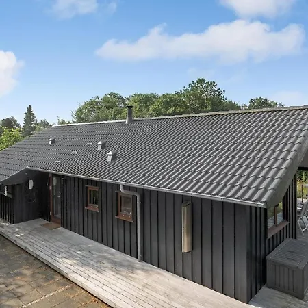 Holiday home Lovely In With Kitchen Hovborg